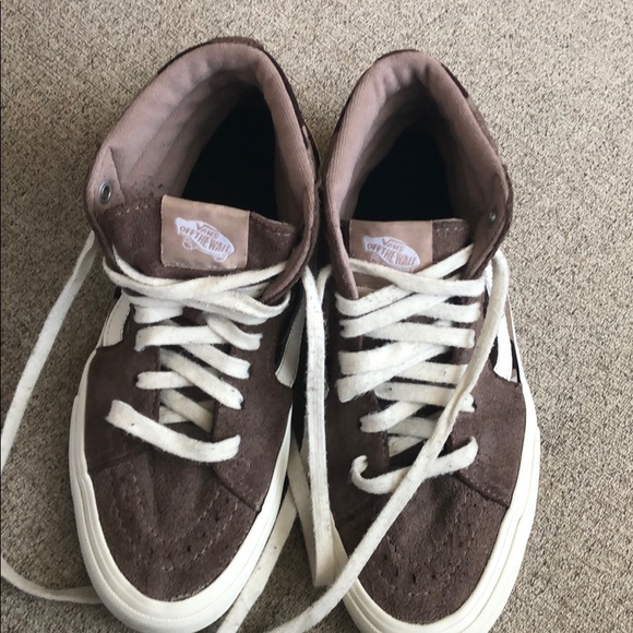 Vans - Picture 9 of 9